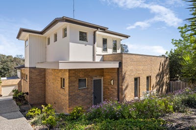 /international/au/4-43-para-road-montmorency-vic-152667596/