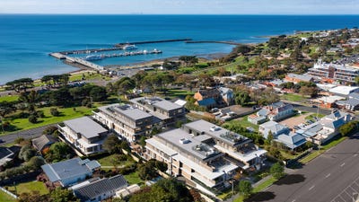 /international/au/309-22-newcombe-street-portarlington-vic-146576680/