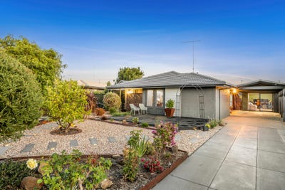 /international/au/18-deacon-court-drysdale-vic-150612988/
