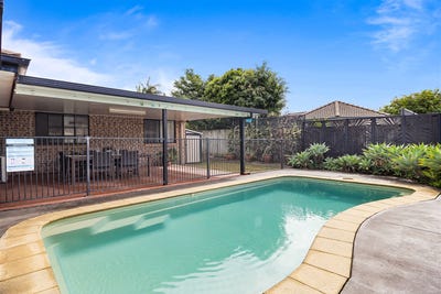 /international/au/3-tutt-court-landsborough-qld-151065532/