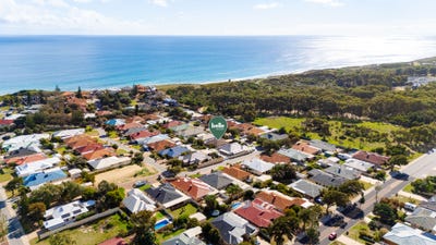 /international/au/23-paradise-circuit-halls-head-wa-151266692/