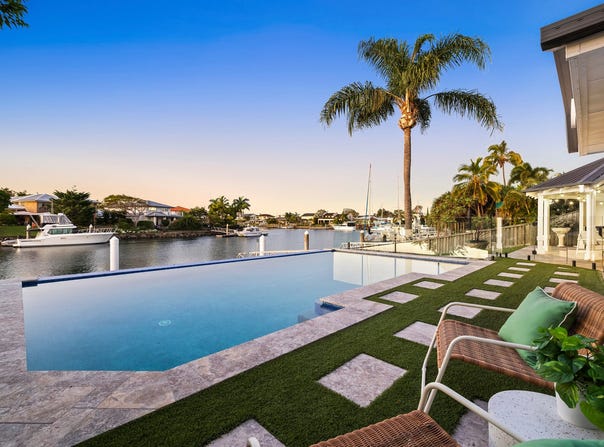 22 Bowsprit Parade, Raby Bay, Qld 4163