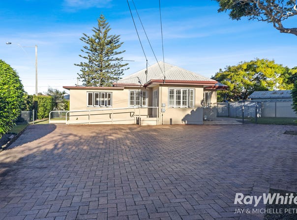 5 Donkin Street, Scarborough, Qld 4020