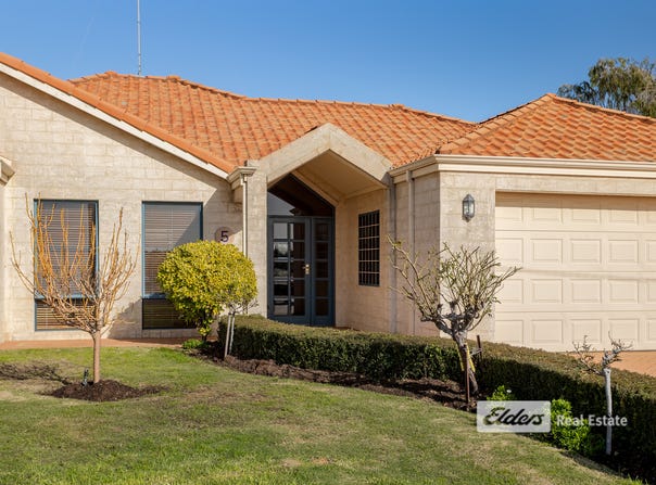 5 Ash Court, Eaton, WA 6232