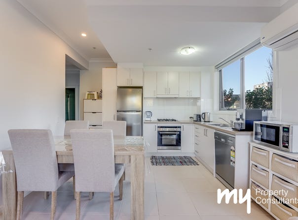 1/110 Kellicar Road, Campbelltown, NSW 2560