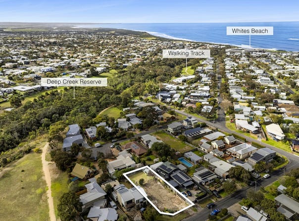 8 Centre Court, Torquay, Vic 3228