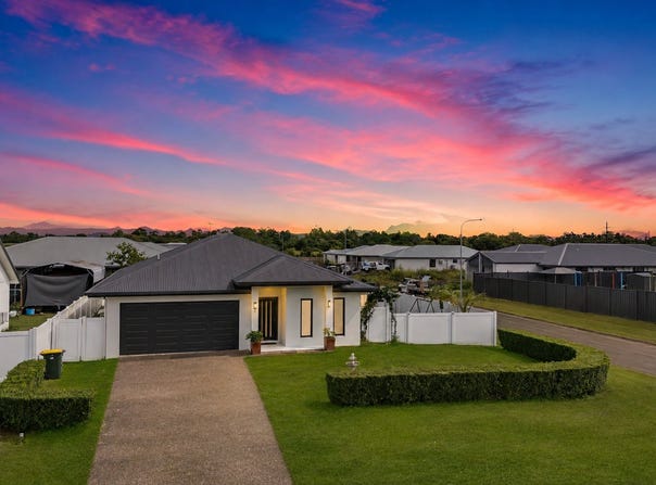 7 Downing Street, Mighell, Qld 4860