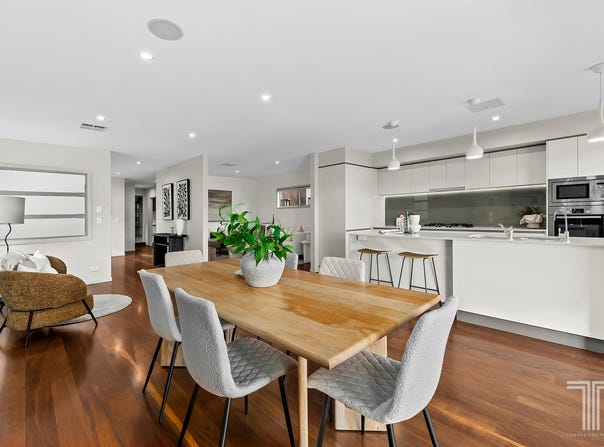 29 Gristock Street, Coorparoo, Qld 4151