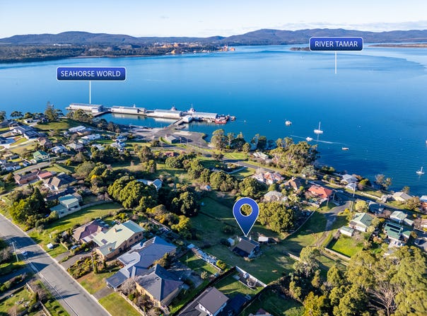 4 Ross Street East, Beauty Point, Tas 7270