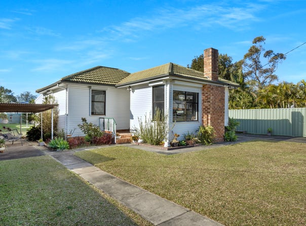 3 Tresnan Street, Unanderra, NSW 2526