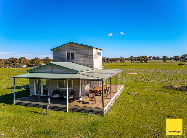 325 Bassett Road, Neilborough, Vic 3570