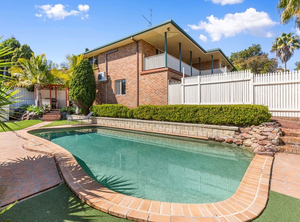 3 Stephanie Close, Macquarie Hills, NSW 2285