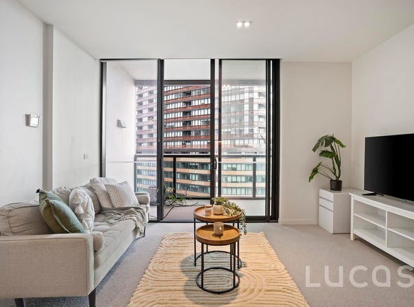 5B/9 Waterside Place, Docklands, Vic 3008
