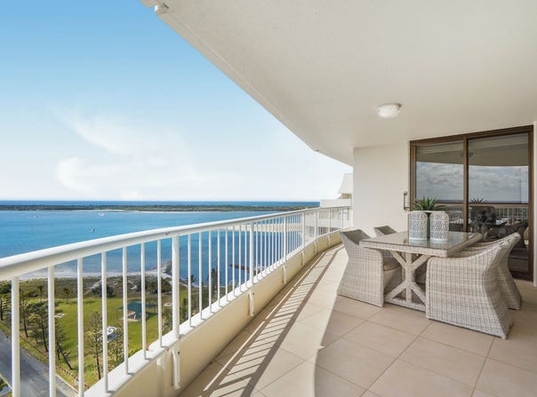 55/5-7 Oatland Esplanade, Runaway Bay, Qld 4216