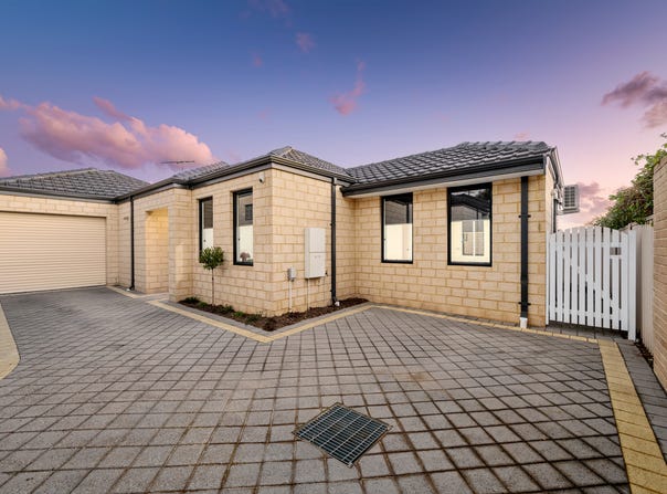 133C Hillsborough Drive, Nollamara, WA 6061