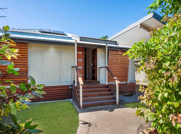 55 Twelfth Avenue, Railway Estate, Qld 4810