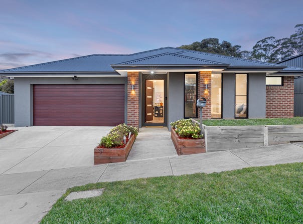 4 Observation Court, Brown Hill, Vic 3350