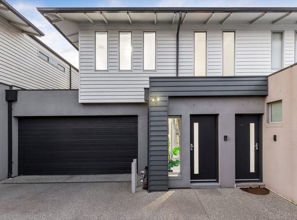 2/1 Warland Road, Hampton East, Vic 3188