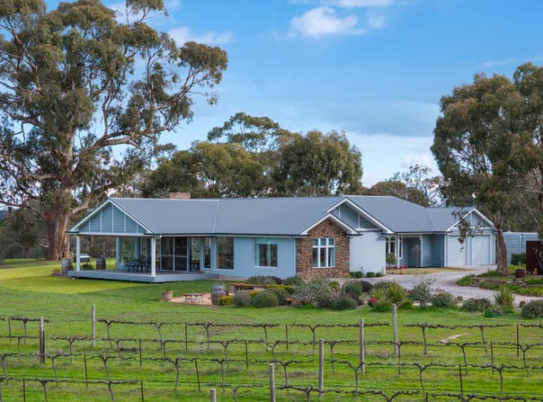 203 Moccundunda North Road, Clare, SA 5453