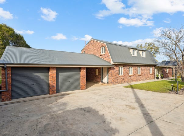 2 Schubert Drive, Hahndorf, SA 5245