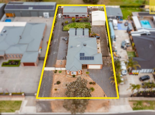 27 Highfield Way, Kurunjang, Vic 3337