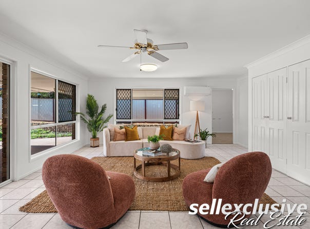 10 Jefferies Place, Sandstone Point, Qld 4511
