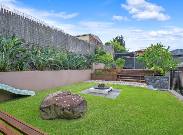 11 Andree Place,, Wishart, Qld 4122