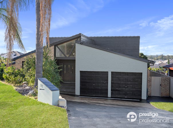 37 Malinya Crescent, Moorebank, NSW 2170