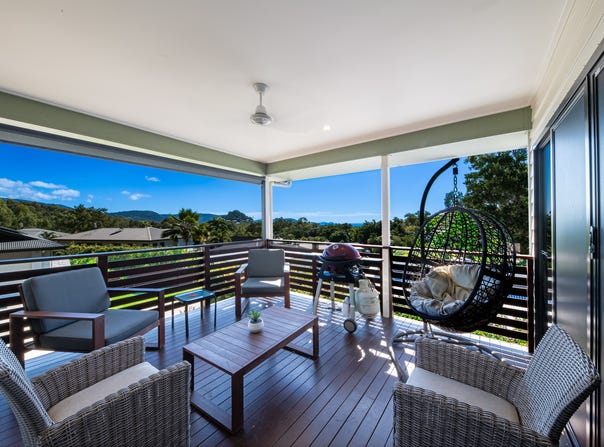 5 Yachtsmans Parade, Cannonvale, Qld 4802