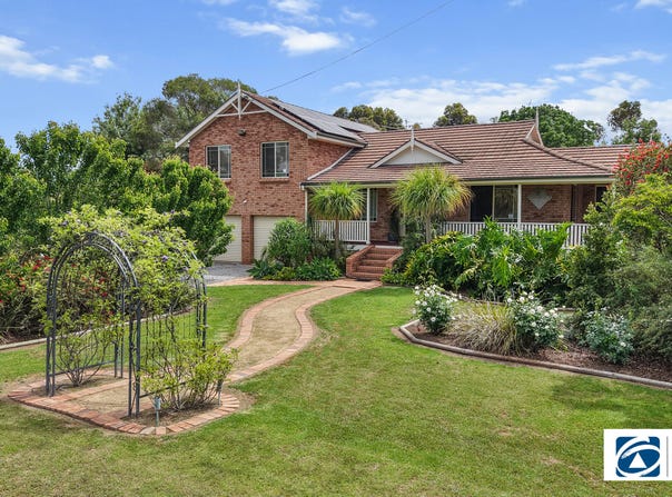 10 Hartmann Drive, Tamworth, NSW 2340