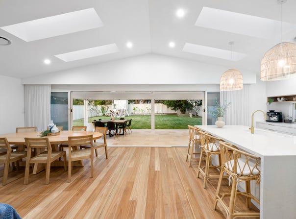 6 Ithaca Street, Bateau Bay, NSW 2261
