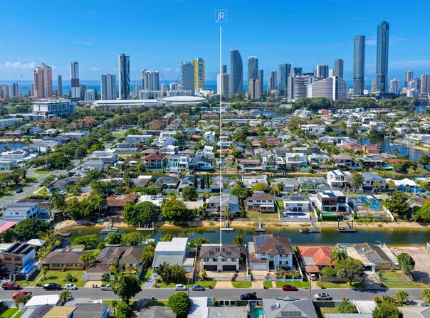 10 Summerland Key, Broadbeach Waters, Qld 4218