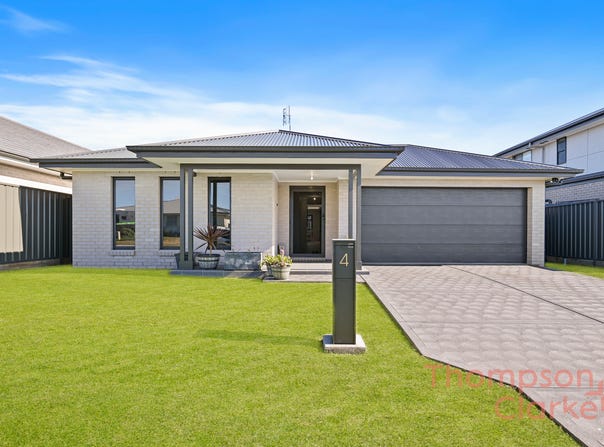 4 Oak Street, Cliftleigh, NSW 2321