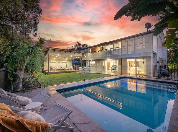11 Creek Road, Noosaville, Qld 4566