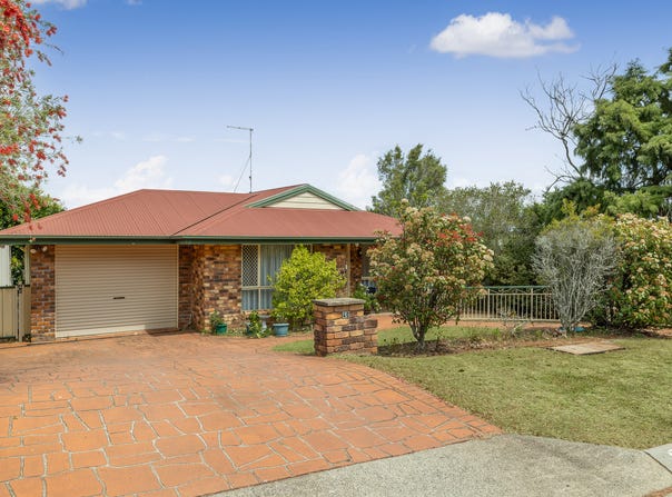 40 Barlow Street, Wilsonton, Qld 4350