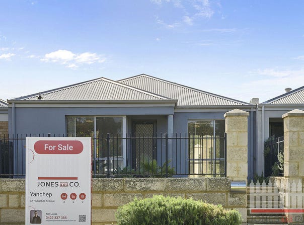 32 Nullarbor Avenue, Yanchep, WA 6035