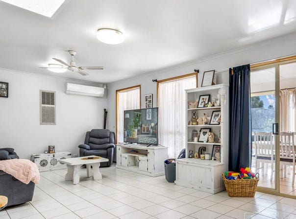 9 Millikan Court, Andrews Farm, SA 5114