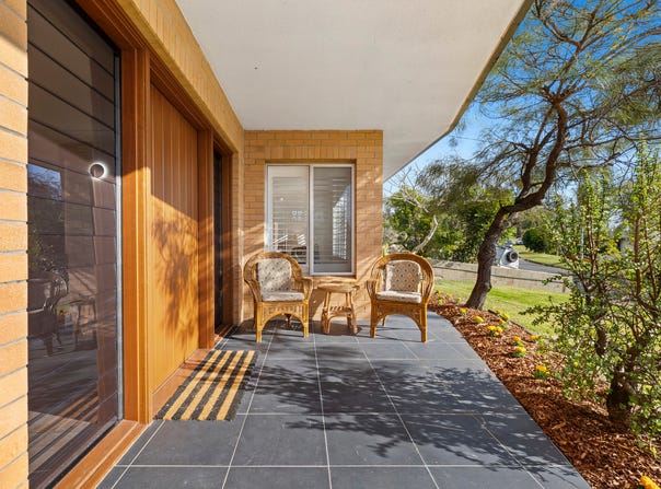 54 Laura Street, Banora Point, NSW 2486