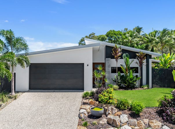 21 Headsail Drive, Trinity Beach, Qld 4879