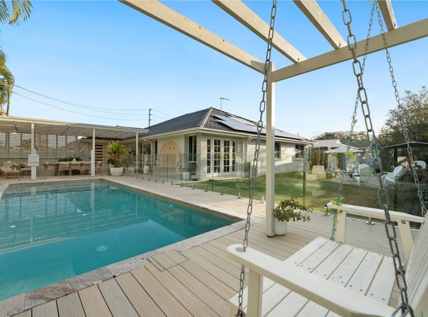 13 Edwin Drive, Landsborough, Qld 4550