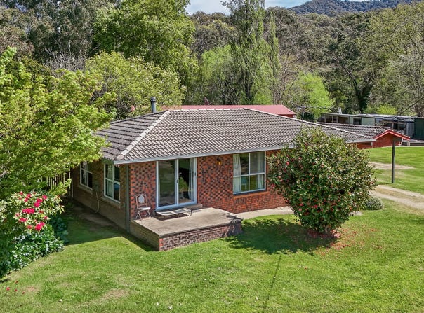 25-27 Wallace Drive, Buckland, Vic 3740