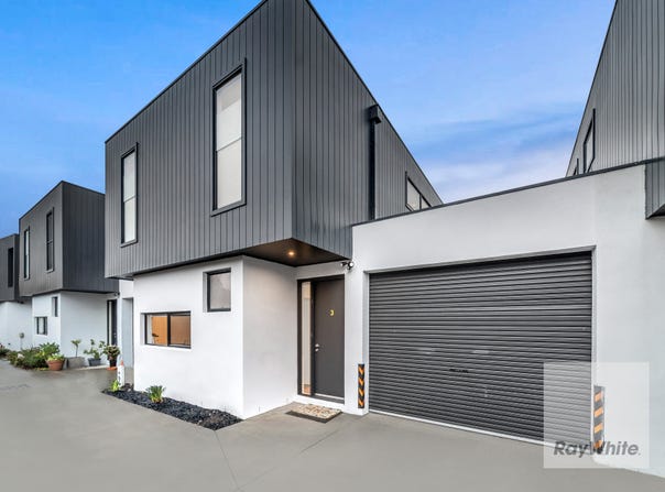 3/2 Warwick Place, Tullamarine, Vic 3043