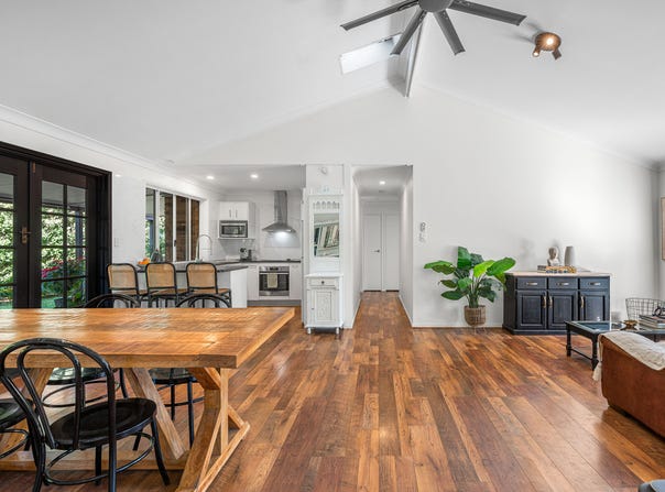 5 Coolview Street, Manly West, Qld 4179