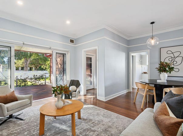 35 Henning Crescent, Manning, WA 6152