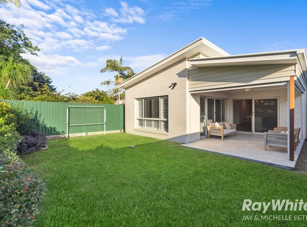 50 Eversleigh Road, Scarborough, Qld 4020