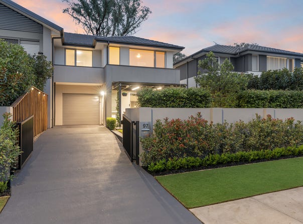 97 Hennessy Avenue, Moorebank, NSW 2170