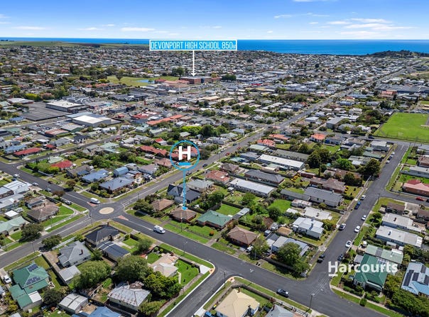18 Tasman Street, Devonport, Tas 7310