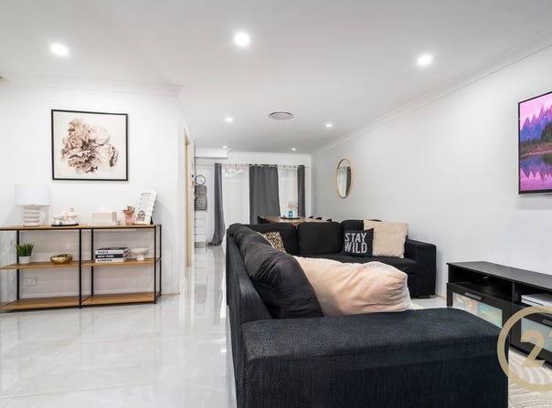 8/126-128 Green Valley Road, Green Valley, NSW 2168
