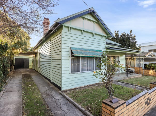 12 Gellibrand Street, Queenscliff, Vic 3225