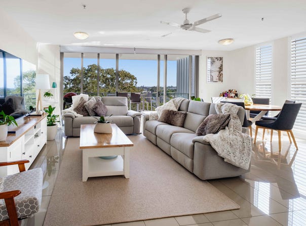 708/378 Marine Parade, Labrador, Qld 4215